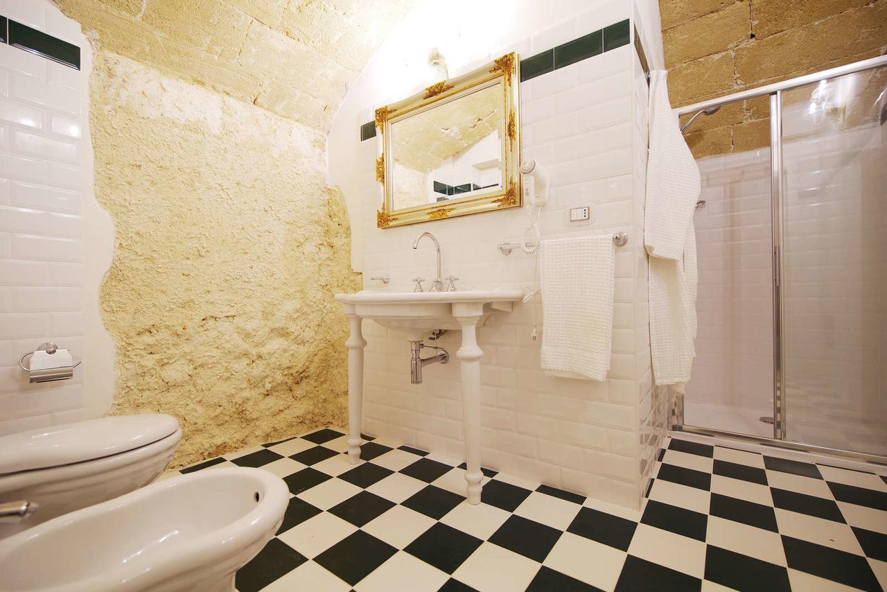 Le Scuderie Di Villa Ravenna Sannicola Exteriör bild